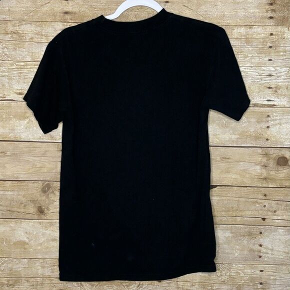 LIVE NATION MERCHANDISE KISS CONCERT  COLORFUL CREWNECK T-SHIRT SIZE SMALL - Picture 2 of 3